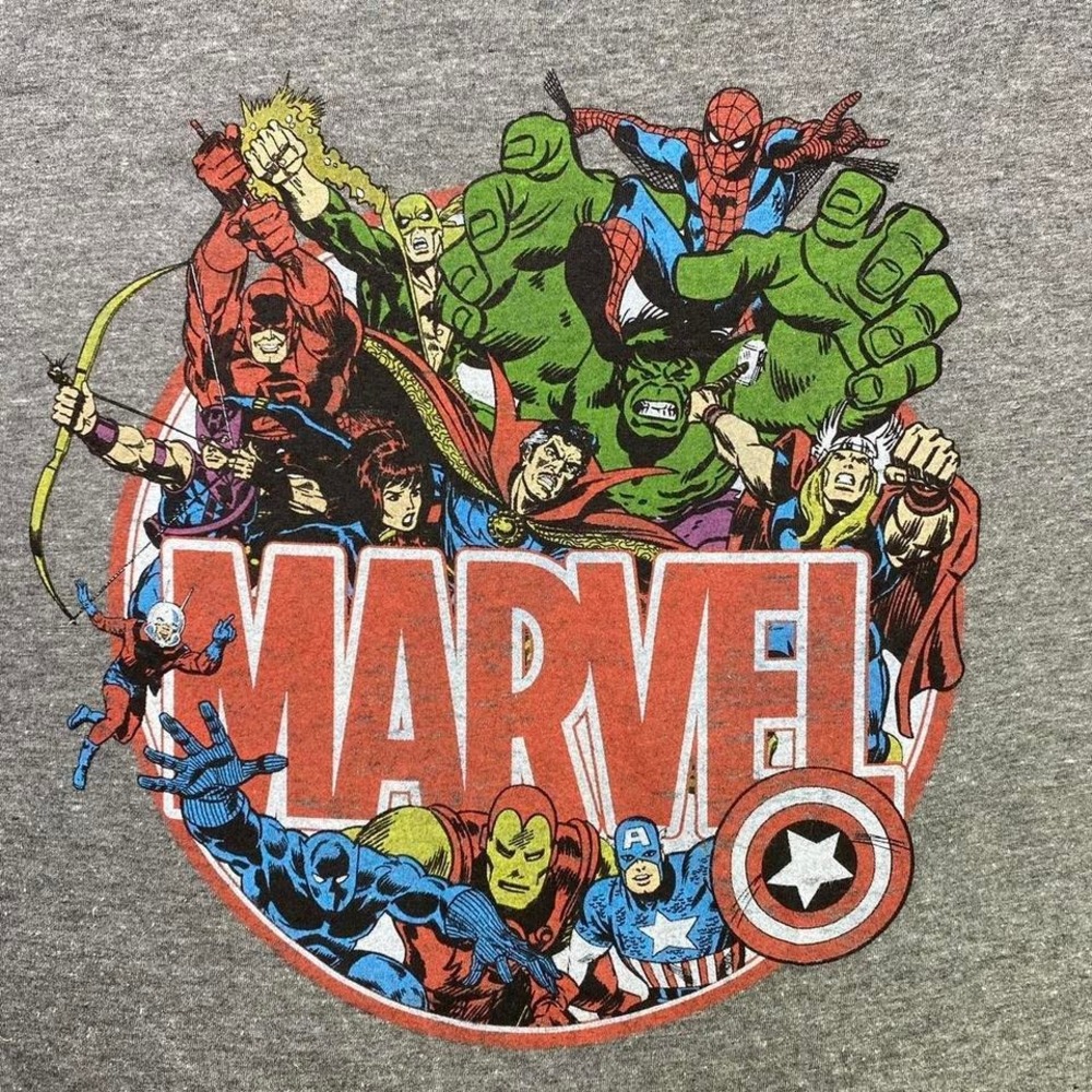 Marvel shirt‎